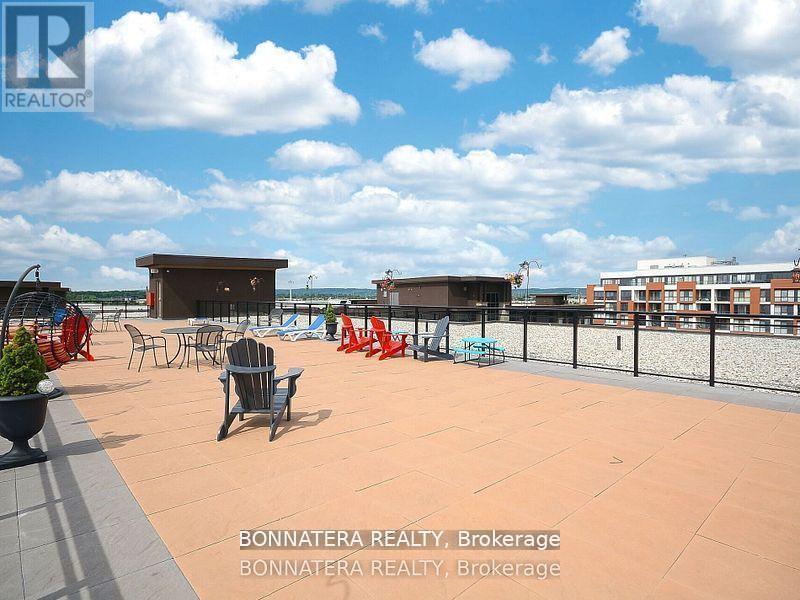 209 - 5010 Corporate Drive, Burlington, ON - Outdoor