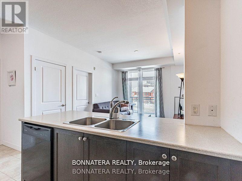209 - 5010 Corporate Drive, Burlington, ON - Indoor Photo Showing Kitchen With Double Sink