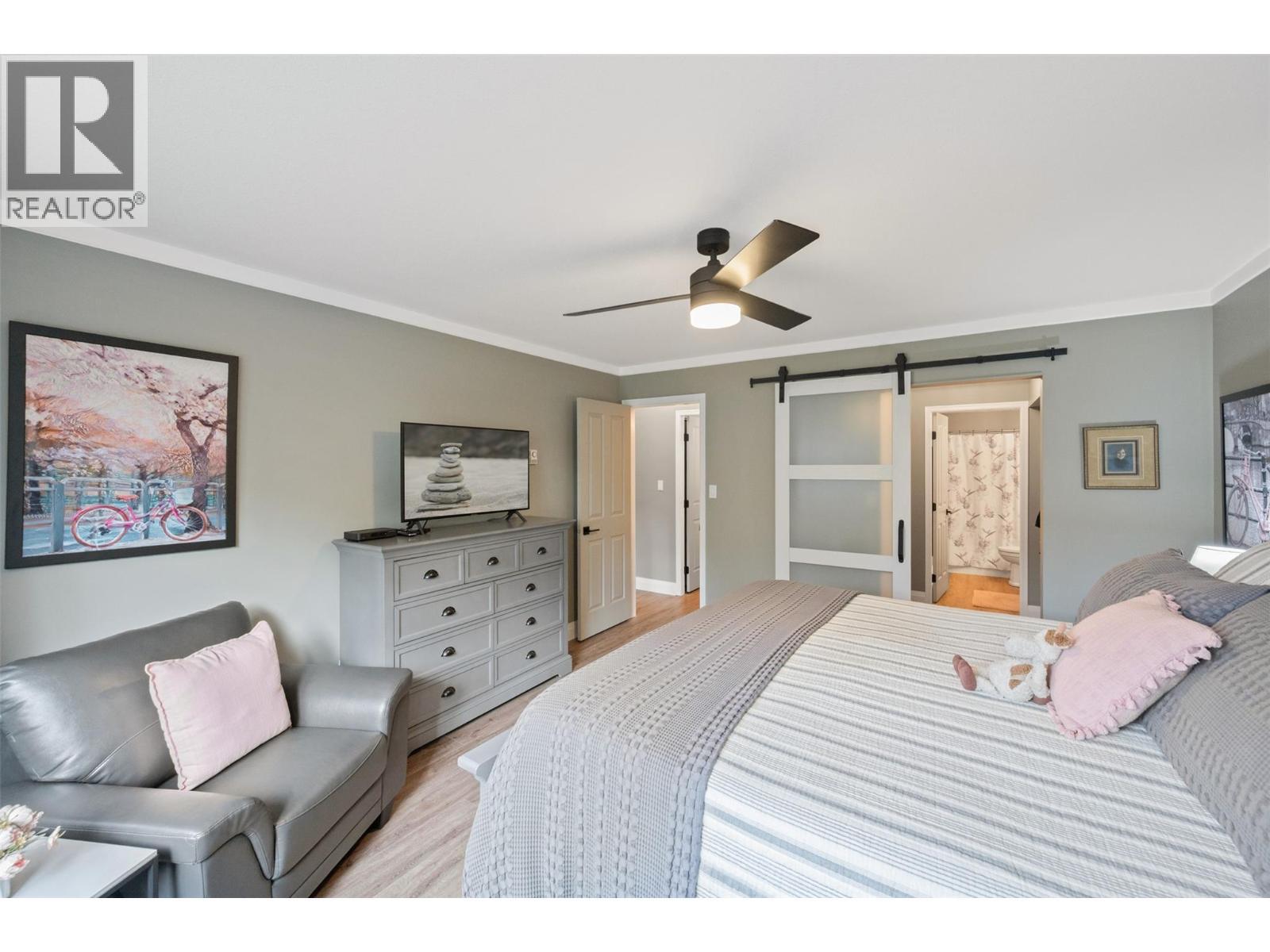 8700 Jubilee Road E Unit# 109, Summerland, BC - Indoor Photo Showing Bedroom