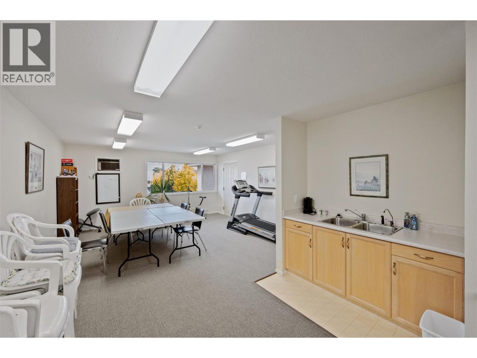 8700 Jubilee Road E Unit# 109, Summerland, BC - Indoor