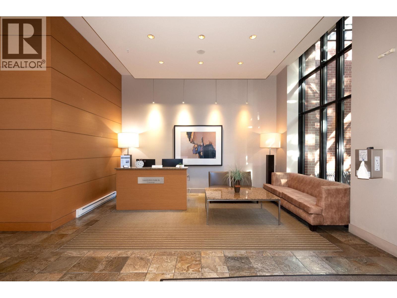 2201 977 Mainland Street, Vancouver, BC - Indoor