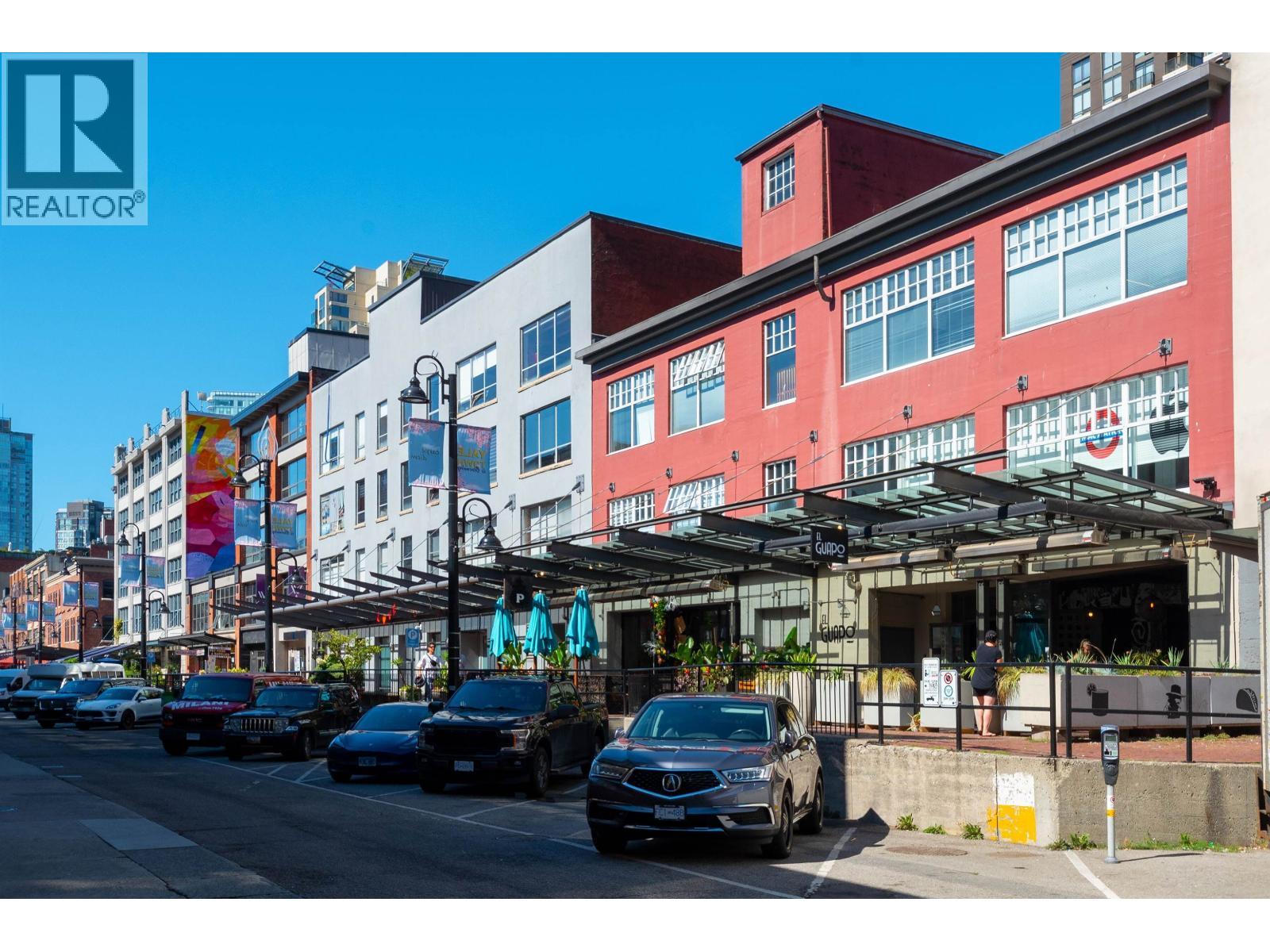 2201 977 Mainland Street, Vancouver, BC - Outdoor