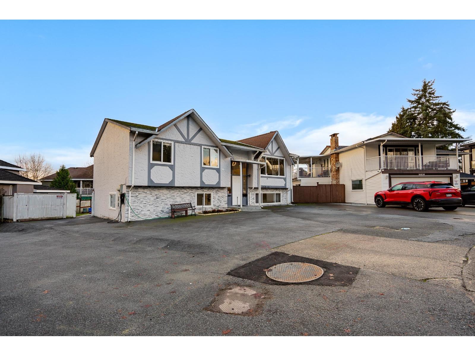 14858 88A Avenue, Surrey, BC - Outdoor