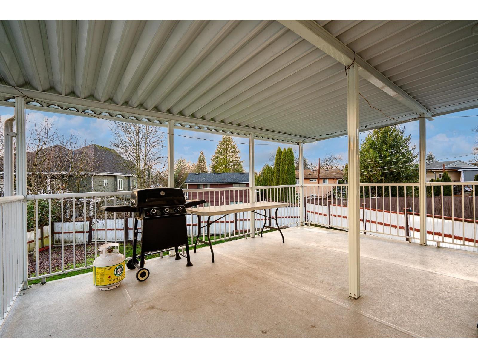 14858 88A Avenue, Surrey, BC - Outdoor With Deck Patio Veranda With Exterior