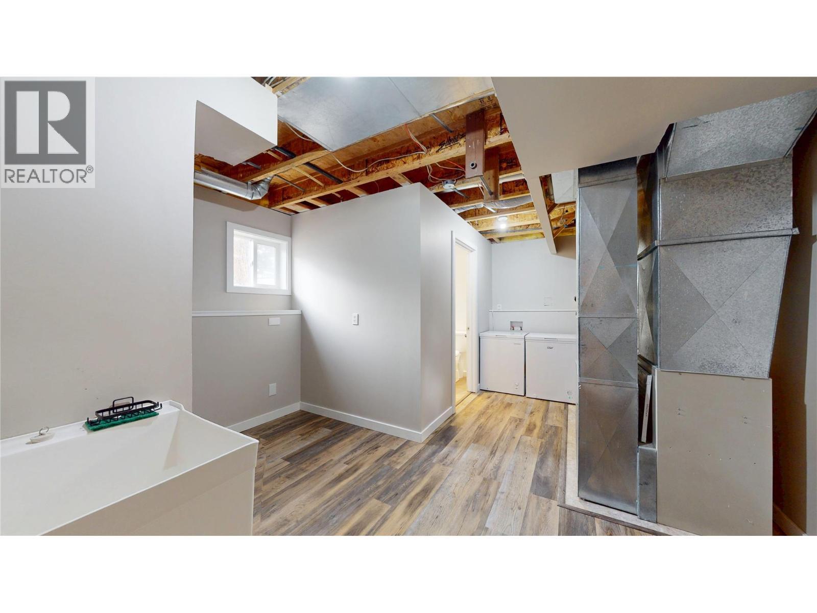 203 8Th Street S, Cranbrook, BC - Indoor Photo Showing Basement