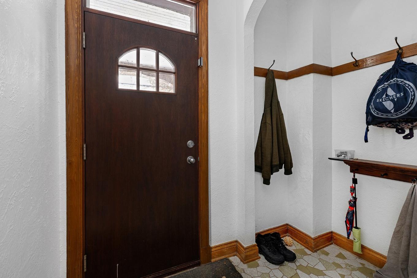 Hall d'entrée/Vestibule - 10 Ch. De Senneville, Sainte-Anne-De-Bellevue, QC - Indoor Photo Showing Other Room