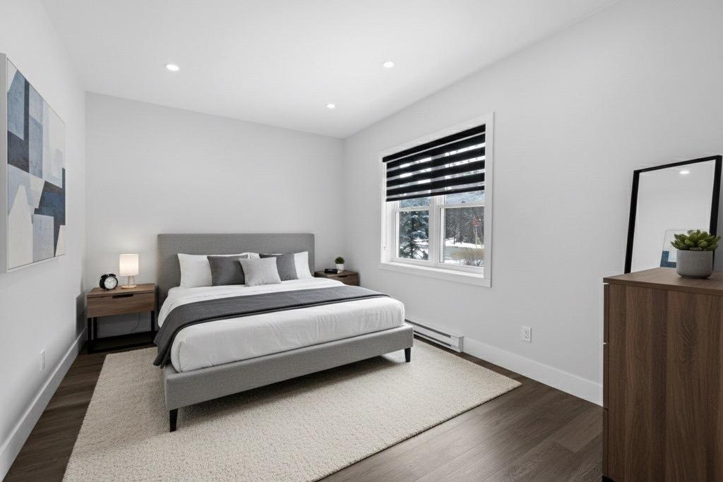 Chambre à coucher - 10 Ch. De Senneville, Sainte-Anne-De-Bellevue, QC - Indoor Photo Showing Bedroom