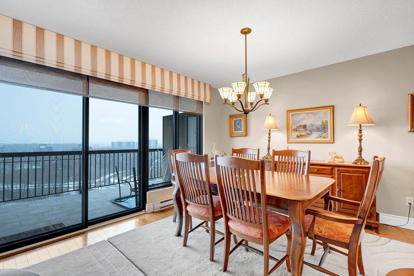 Salle à manger - 1005-4300 Place Des Cageux, Laval (Chomedey), QC - Indoor Photo Showing Dining Room