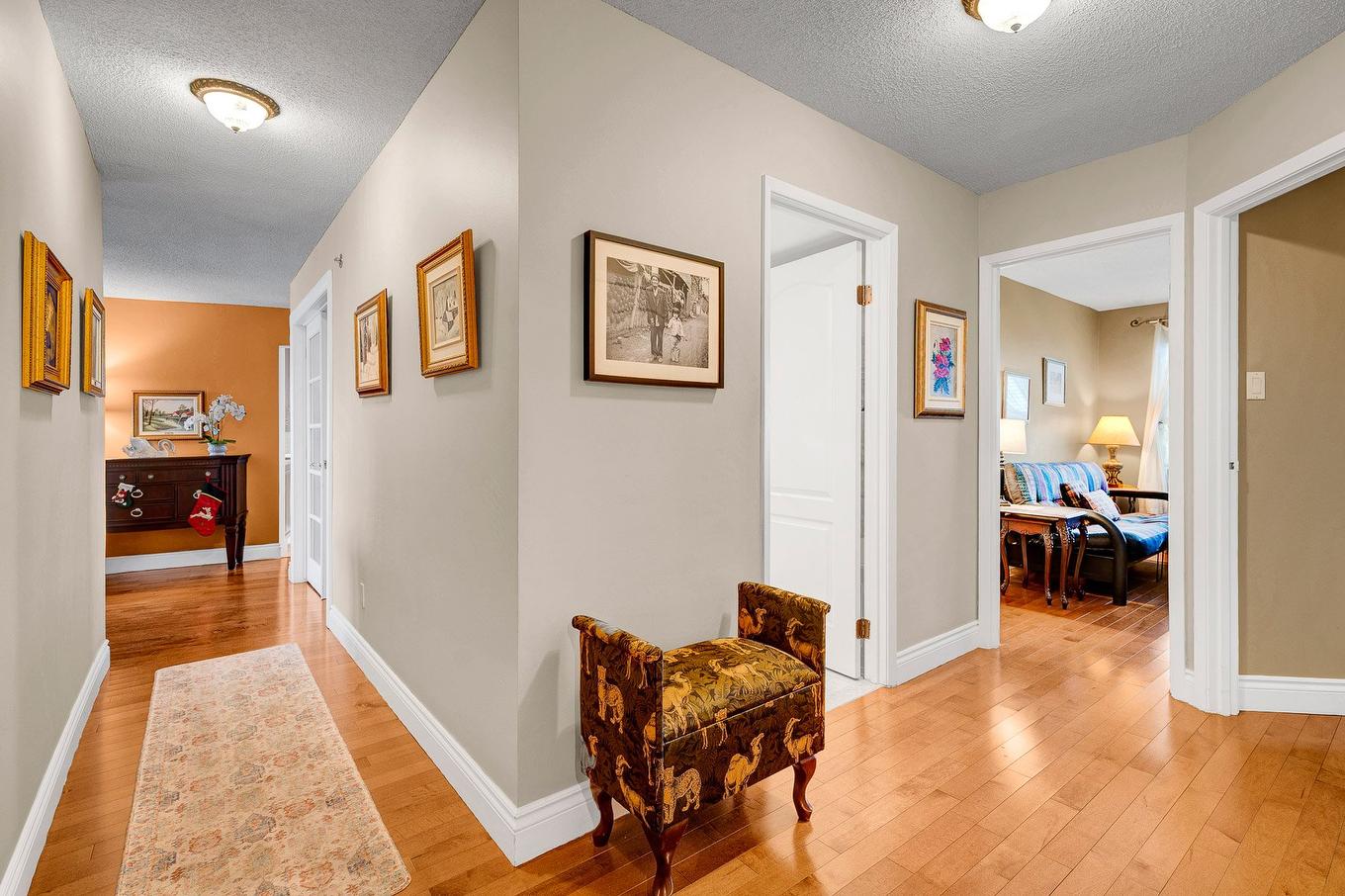 Hall d'entrée/Vestibule - 1005-4300 Place Des Cageux, Laval (Chomedey), QC - Indoor Photo Showing Other Room