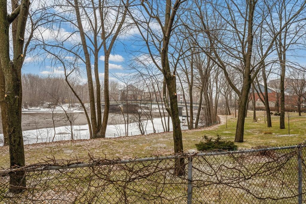 Vue sur l'eau - 1005-4300 Place Des Cageux, Laval (Chomedey), QC - Outdoor With View
