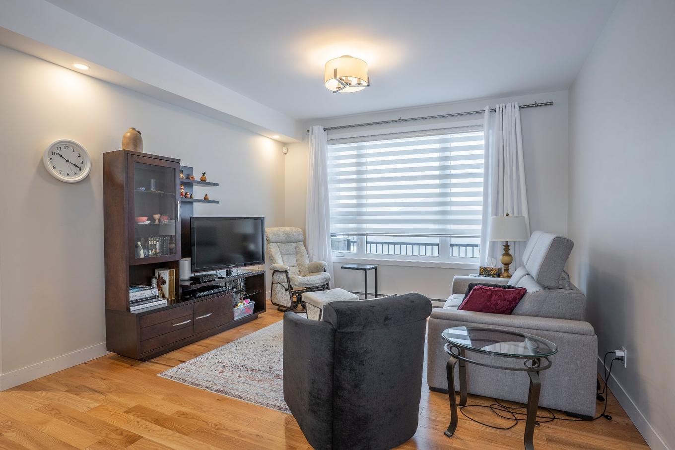 Living room - 16664 18E Avenue, Saint-Georges, QC - Indoor Photo Showing Living Room
