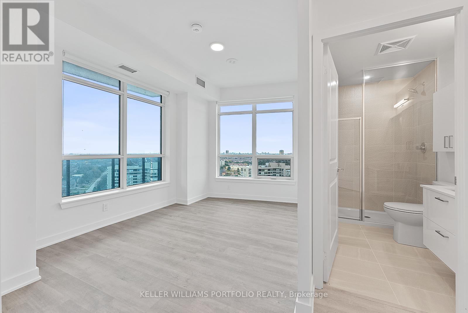 A-1910 - 30 Upper Mall Way, Vaughan, ON - Indoor Photo Showing Bathroom