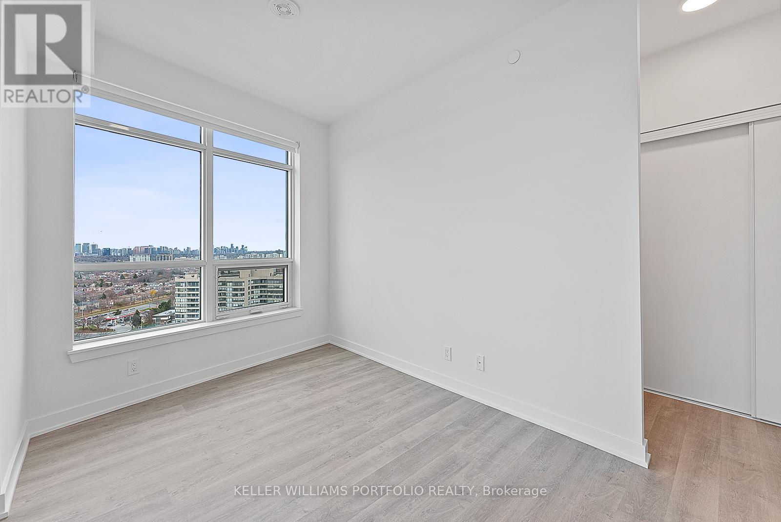 A-1910 - 30 Upper Mall Way, Vaughan, ON - Indoor Photo Showing Other Room