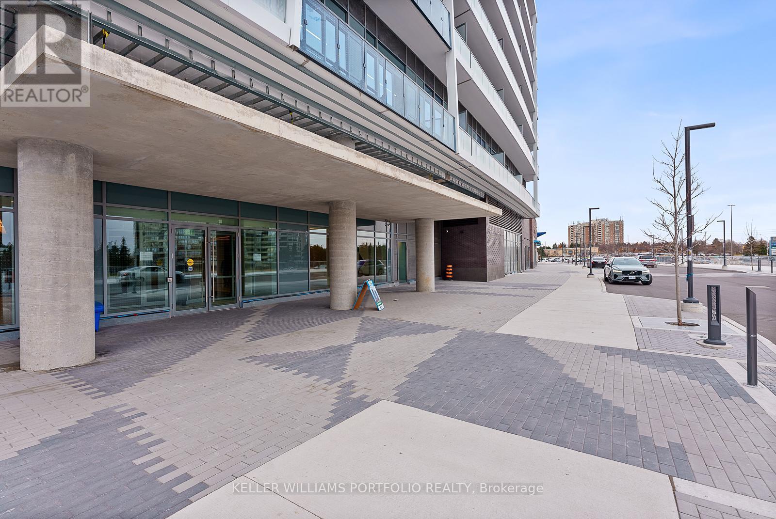 A-1910 - 30 Upper Mall Way, Vaughan, ON - Outdoor