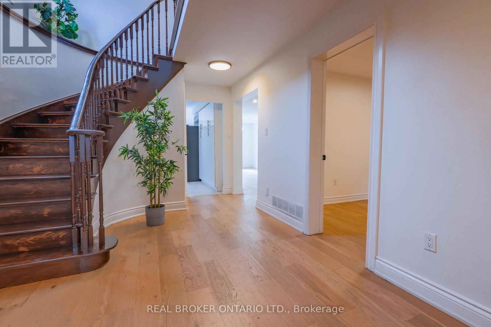 4326 Waterford Crescent, Mississauga, ON - Indoor Photo Showing Other Room