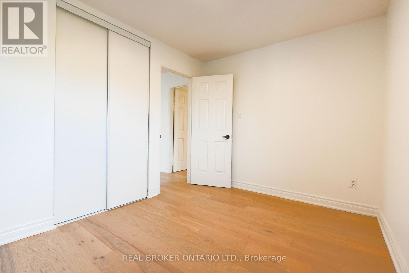 4326 Waterford Crescent, Mississauga, ON - Indoor Photo Showing Other Room