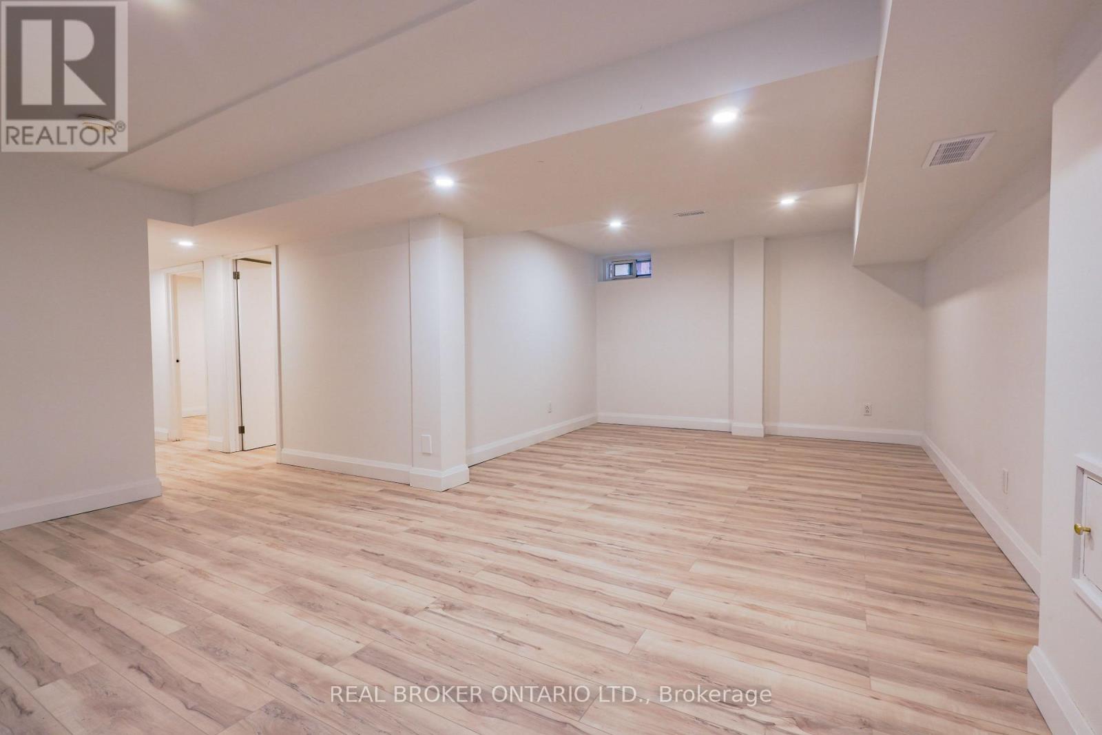 4326 Waterford Crescent, Mississauga, ON - Indoor