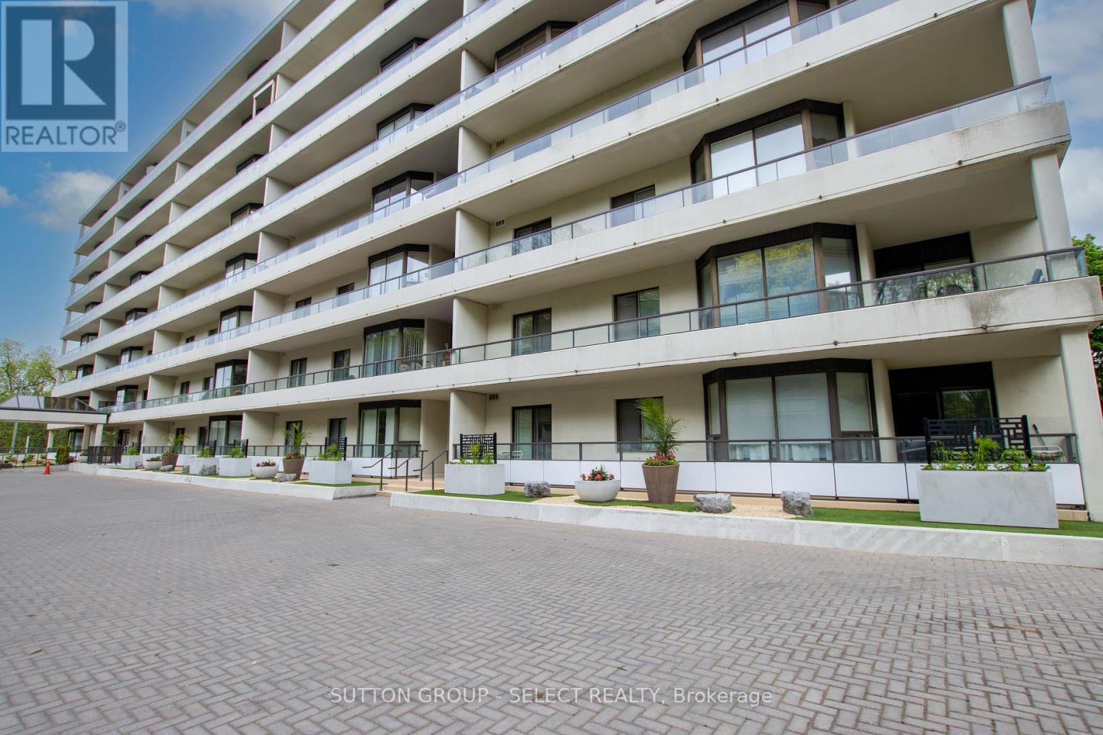406 - 1180 Commissioners Rd W Road, London South (South B), ON - Outdoor With Balcony With Facade