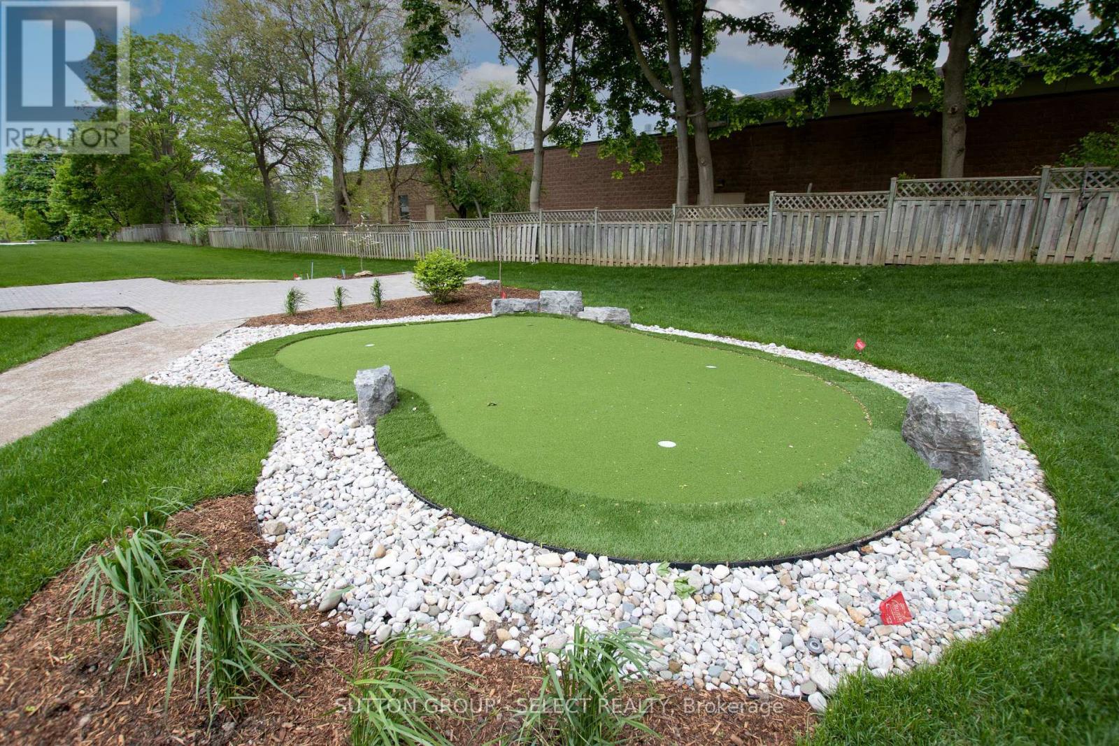 406 - 1180 Commissioners Rd W Road, London South (South B), ON - Outdoor