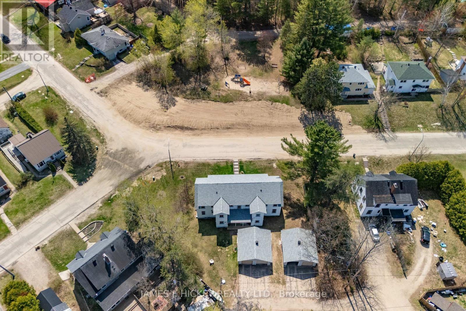 14 Huron Street, Deep River, ON - Outdoor With View