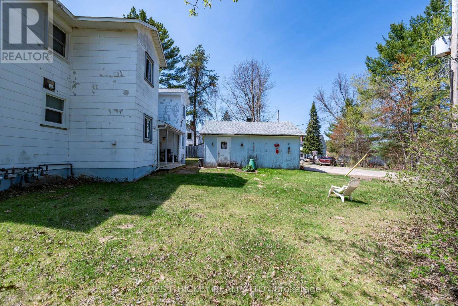 14 Huron Street, Deep River, ON - Outdoor