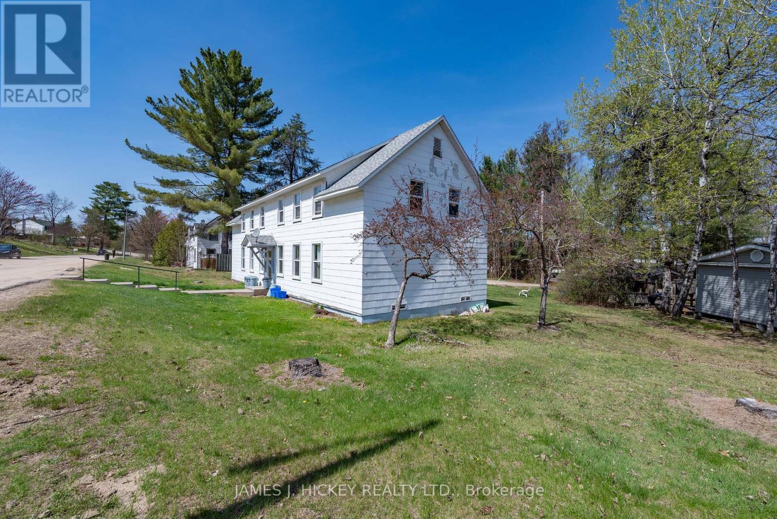 14 Huron Street, Deep River, ON - Outdoor