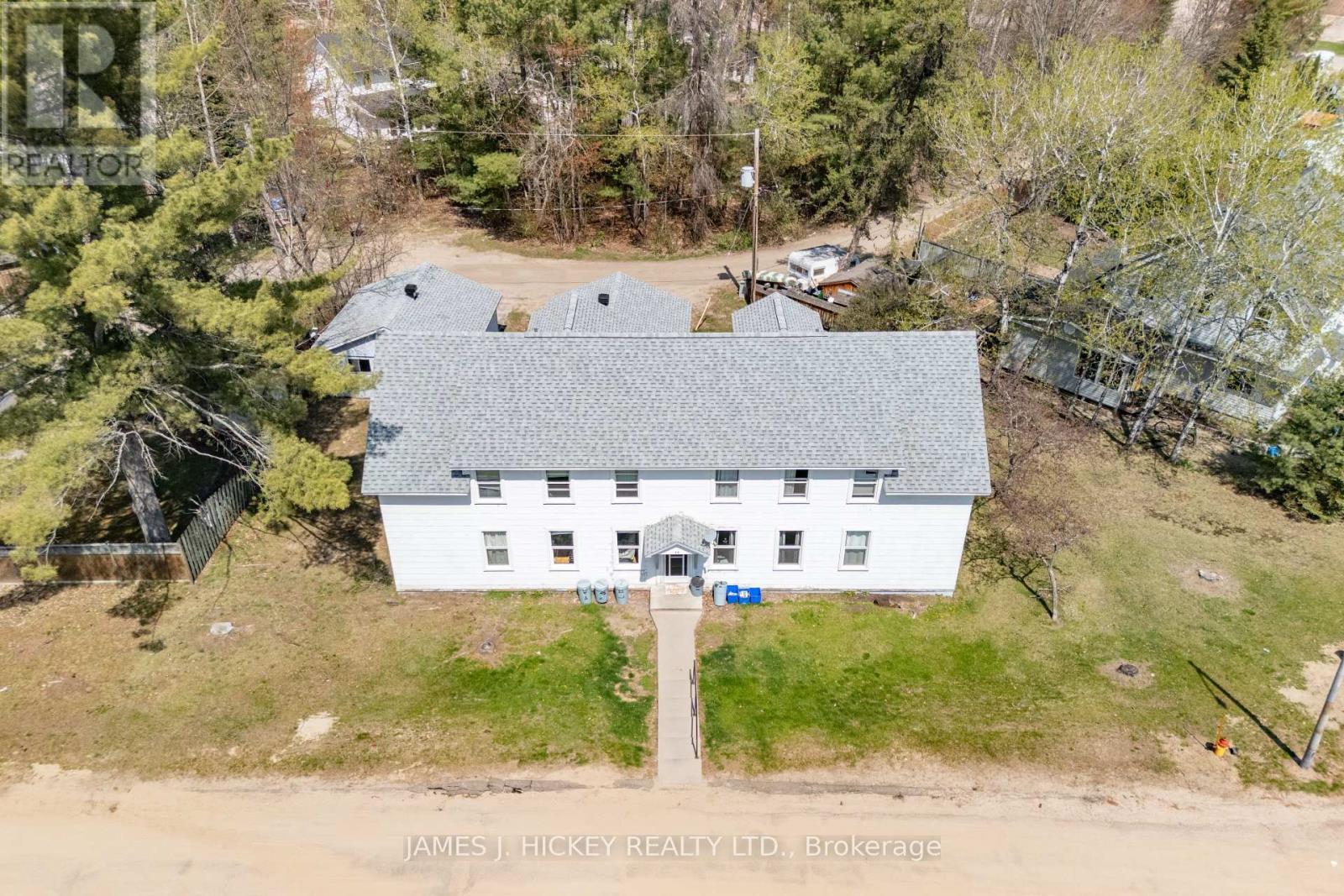 14 Huron Street, Deep River, ON - Outdoor
