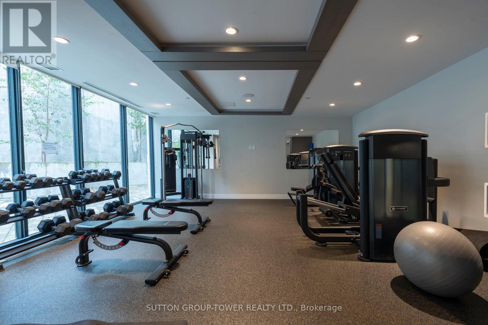 507 - 840 St. Clair Avenue W, Toronto, ON - Indoor Photo Showing Gym Room