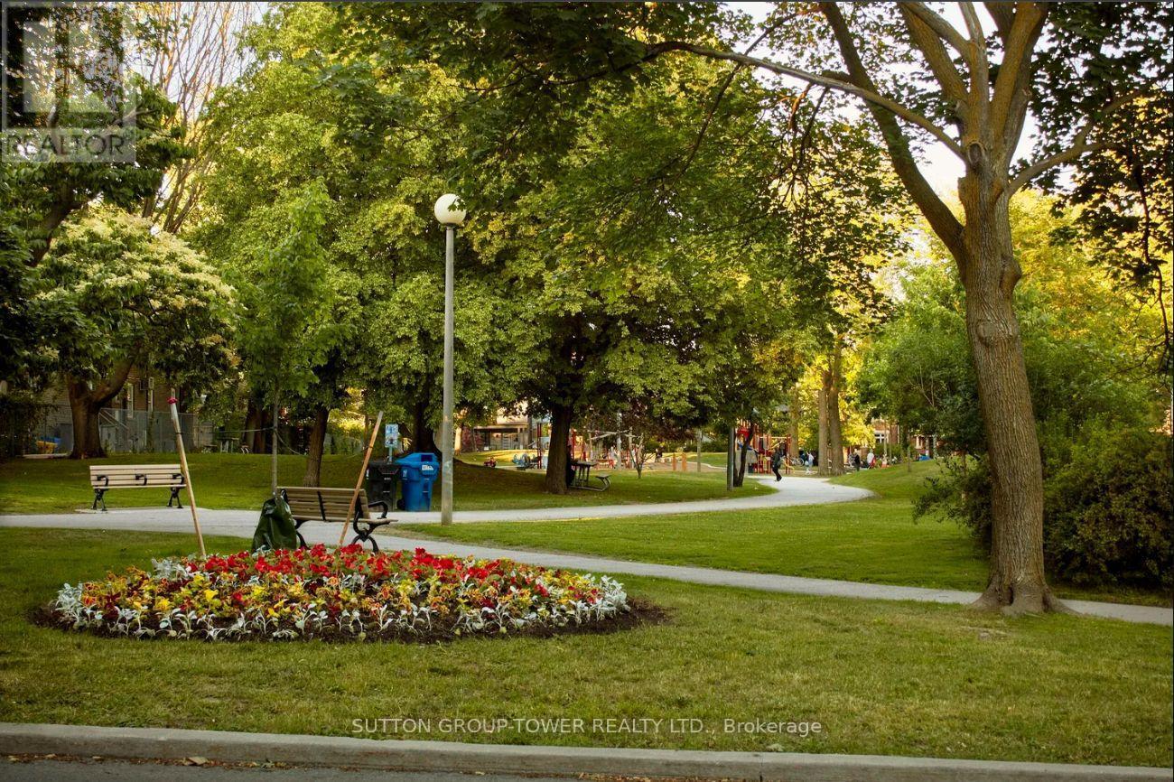 507 - 840 St. Clair Avenue W, Toronto, ON - Outdoor