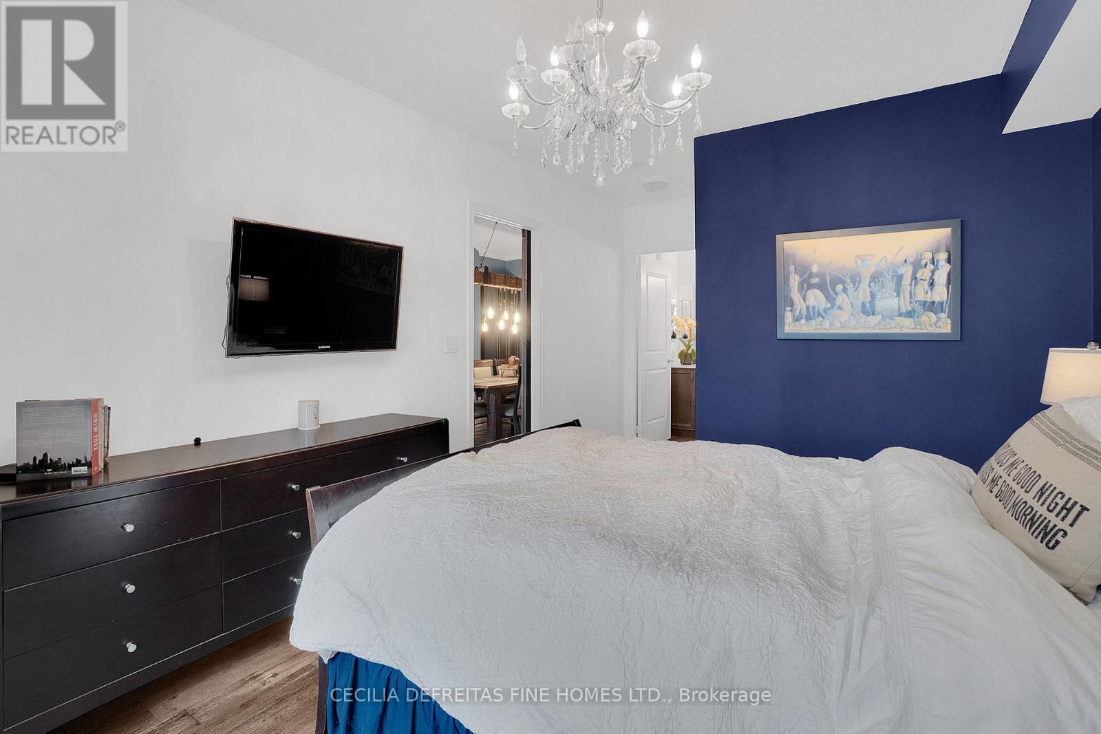 1616 - 9225 Jane Street, Vaughan, ON - Indoor Photo Showing Bedroom