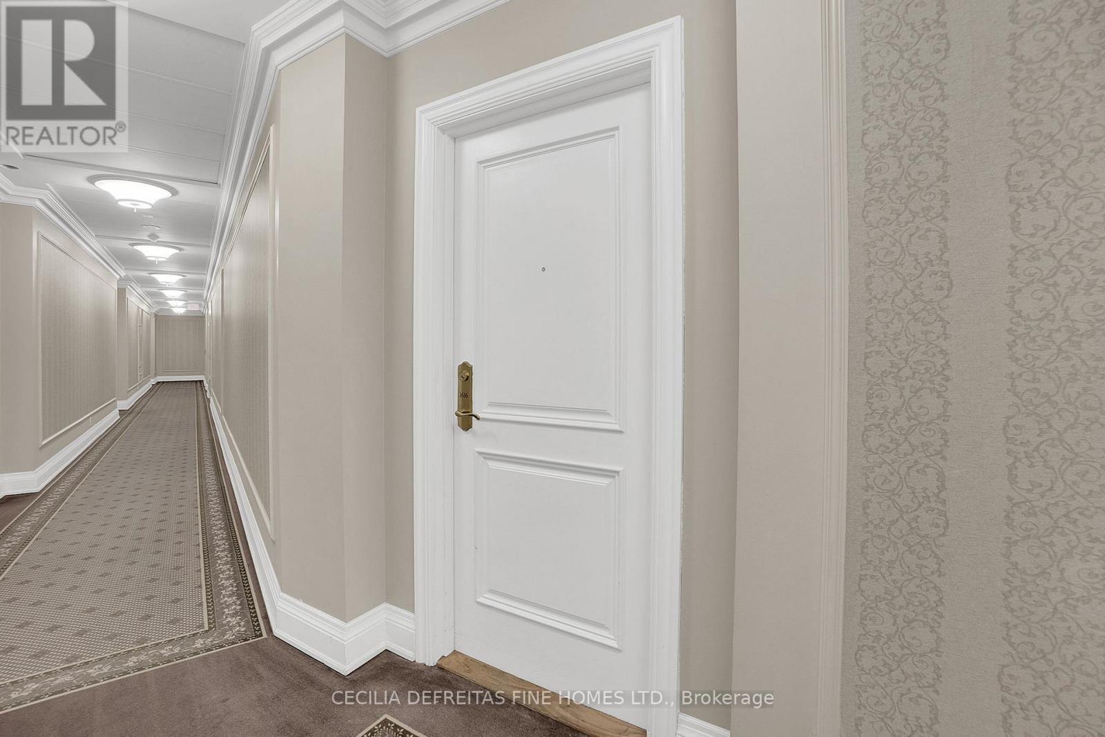 1616 - 9225 Jane Street, Vaughan, ON - Indoor Photo Showing Other Room