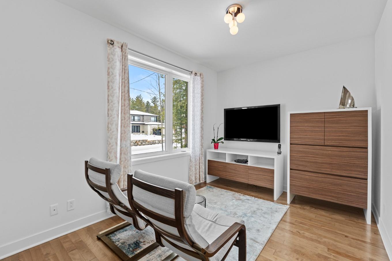 Chambre à coucher - 17340 Rue Du Titane, Mirabel, QC - Indoor