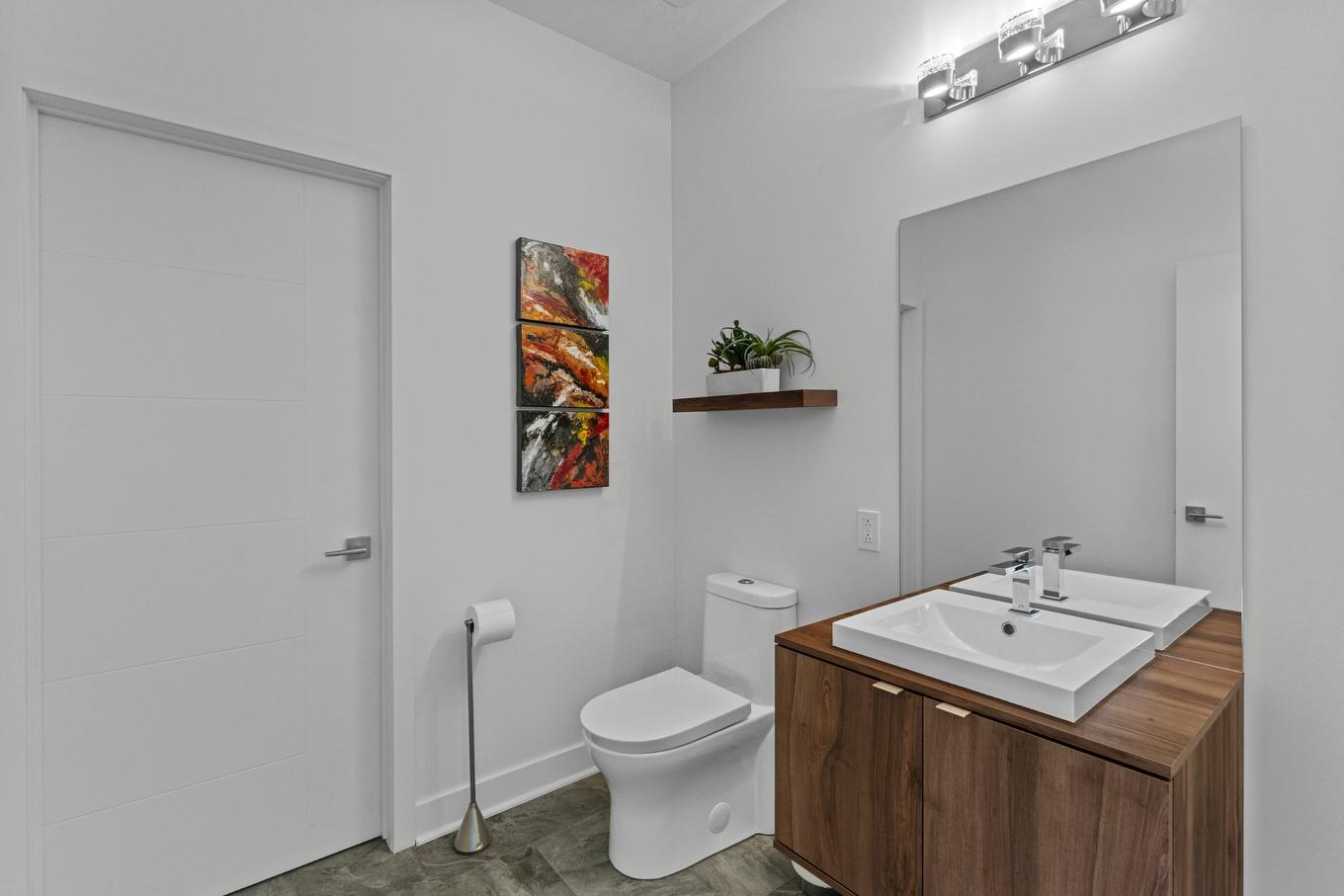 Salle d'eau - 17340 Rue Du Titane, Mirabel, QC - Indoor Photo Showing Bathroom