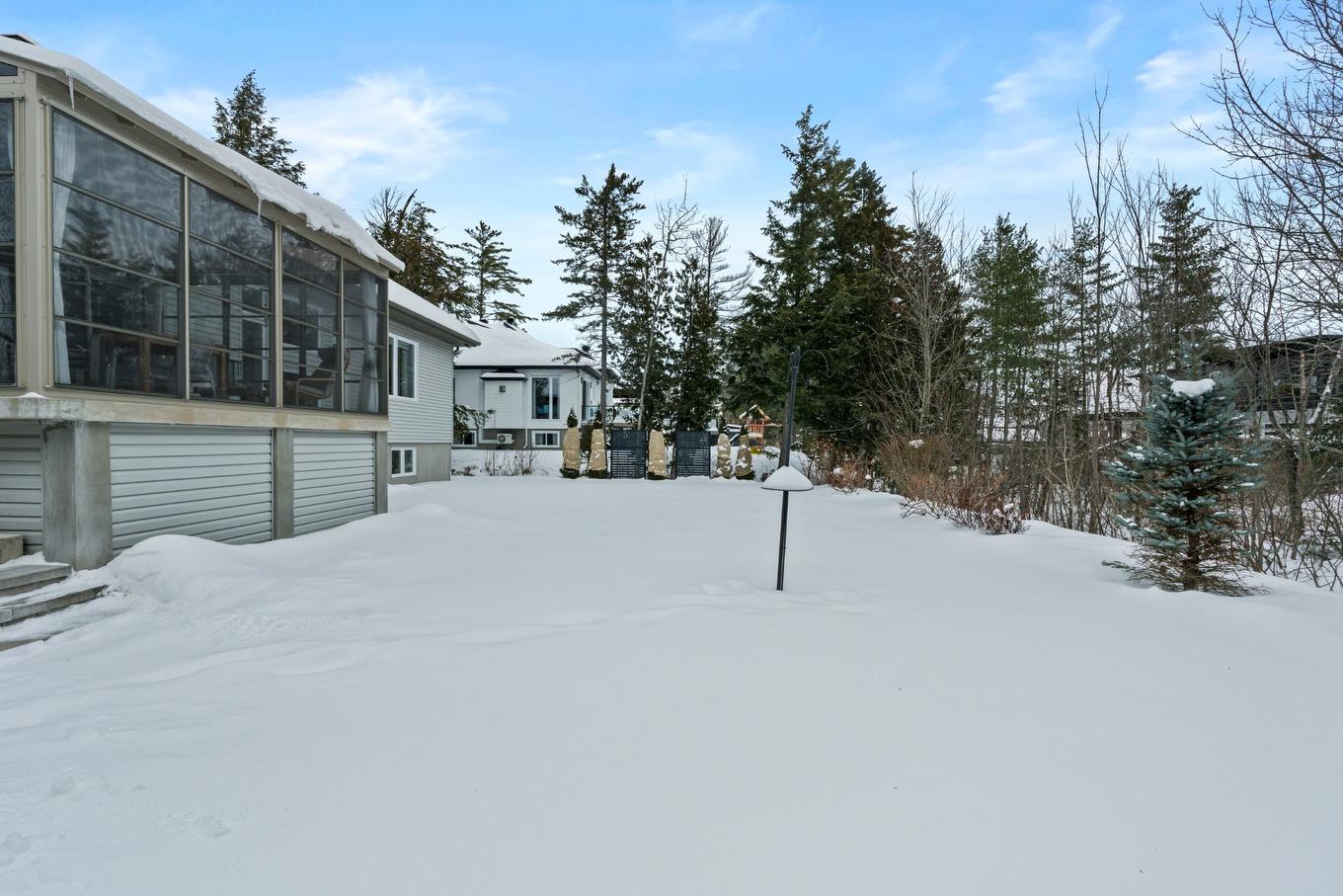 Cour - 17340 Rue Du Titane, Mirabel, QC - Outdoor