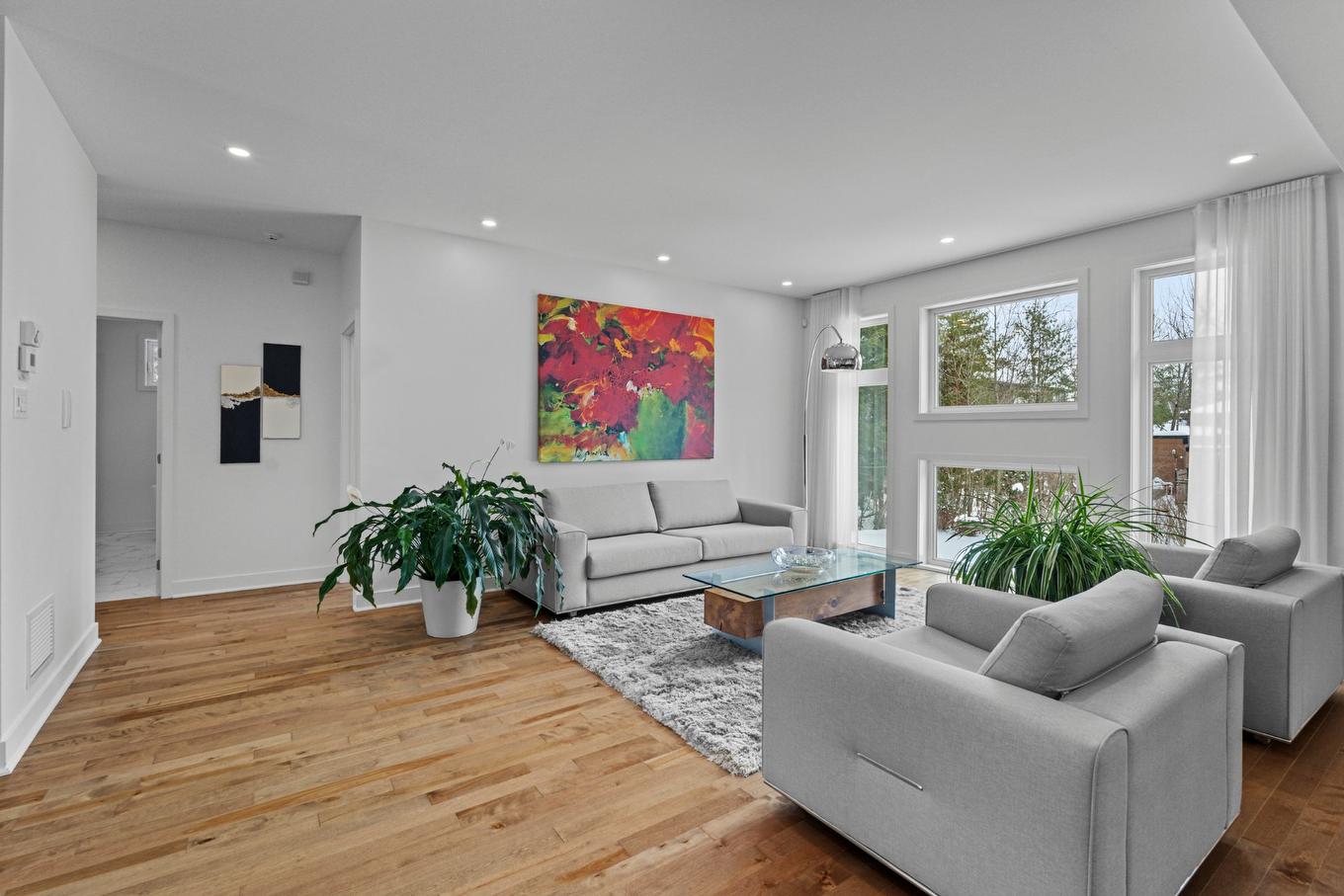 Salon - 17340 Rue Du Titane, Mirabel, QC - Indoor Photo Showing Living Room