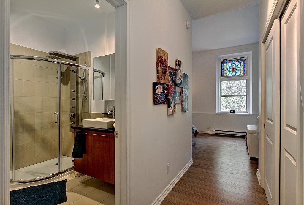 Hall - 309-598 8E Avenue, Québec (La Cité-Limoilou), QC - Indoor Photo Showing Bathroom