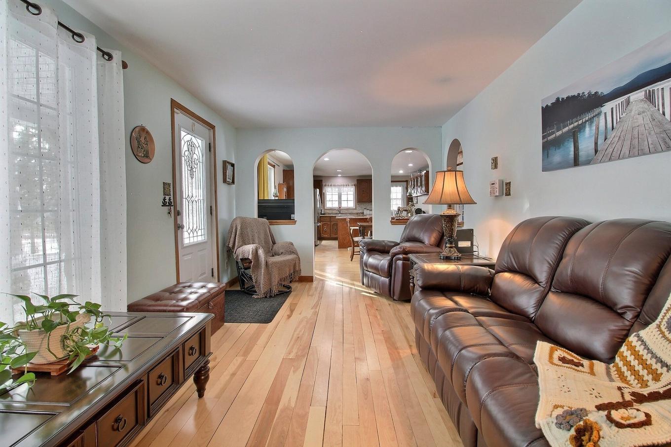 Living room - 2436 13E Rang, Orford, QC - Indoor Photo Showing Living Room