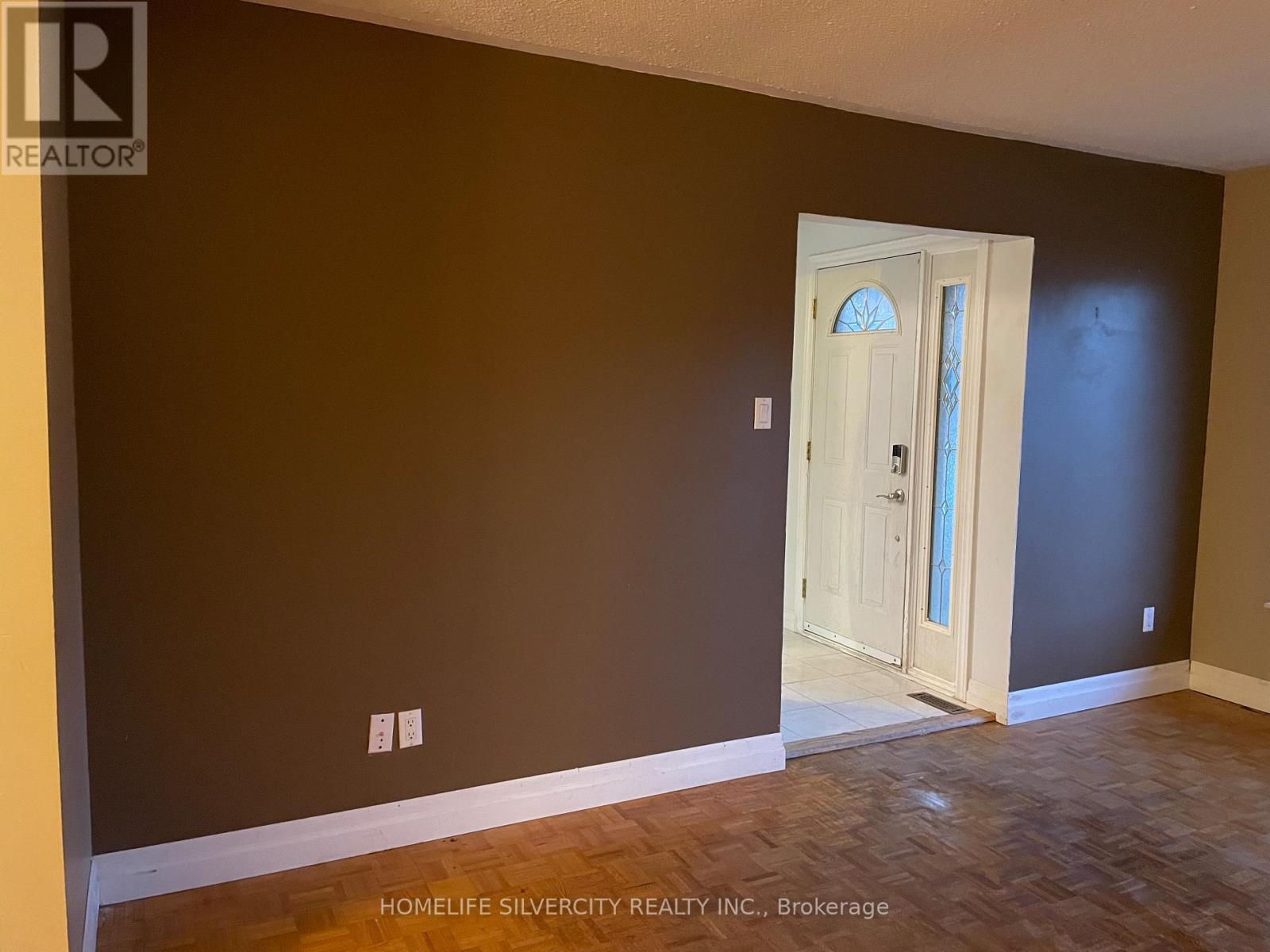 7 Mandrain Crescent, Brampton, ON - Indoor Photo Showing Other Room