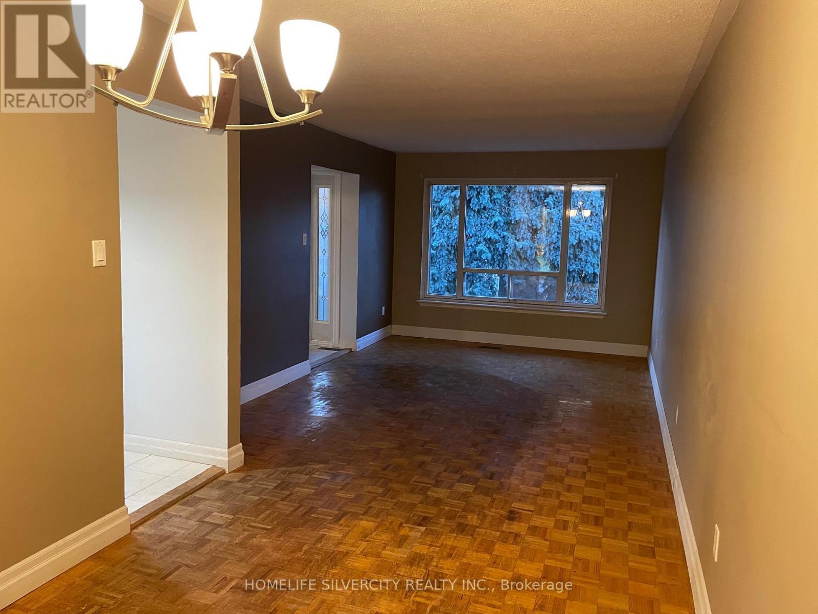 7 Mandrain Crescent, Brampton, ON - Indoor Photo Showing Other Room