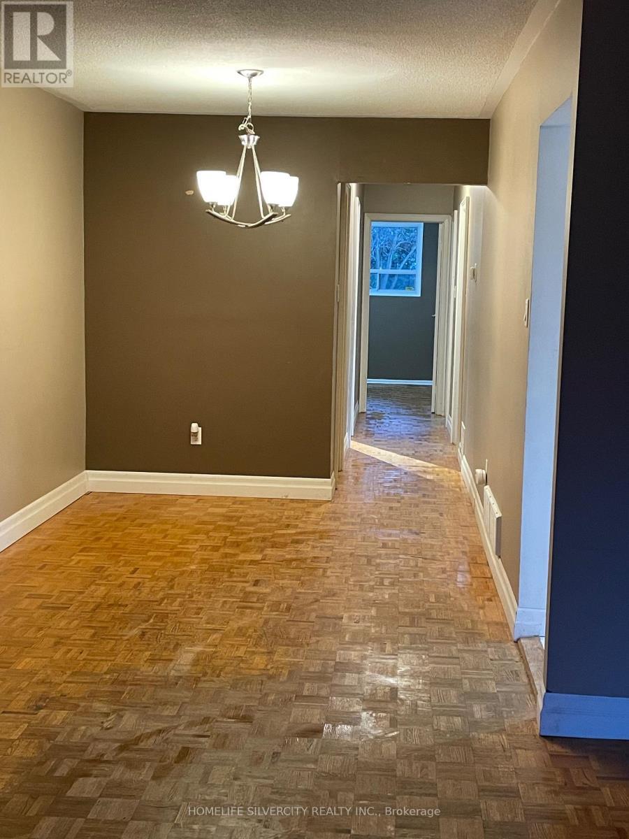 7 Mandrain Crescent, Brampton, ON - Indoor Photo Showing Other Room