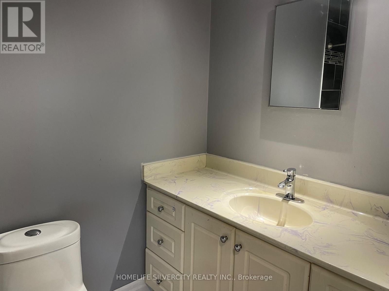 7 Mandrain Crescent, Brampton, ON - Indoor Photo Showing Bathroom