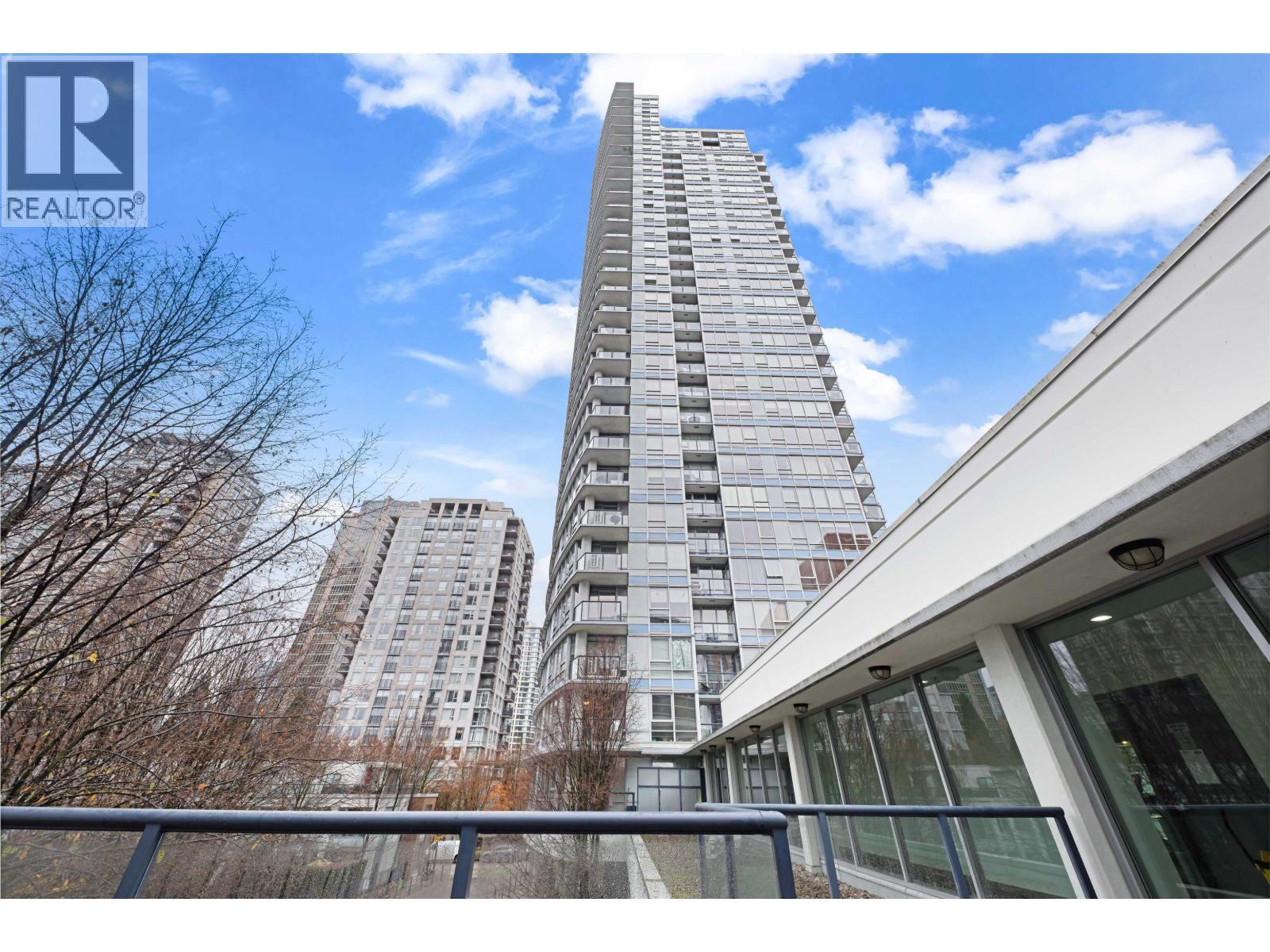 307 928 Beatty Street, Vancouver, BC - Outdoor