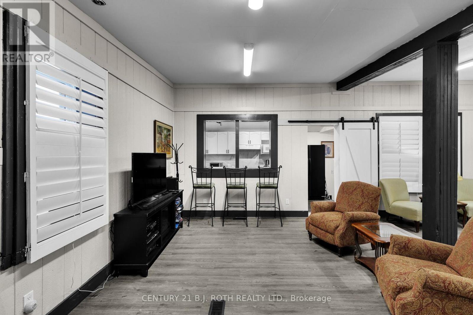 Unit 1 - 1285 Bayfield Street N, Springwater, ON