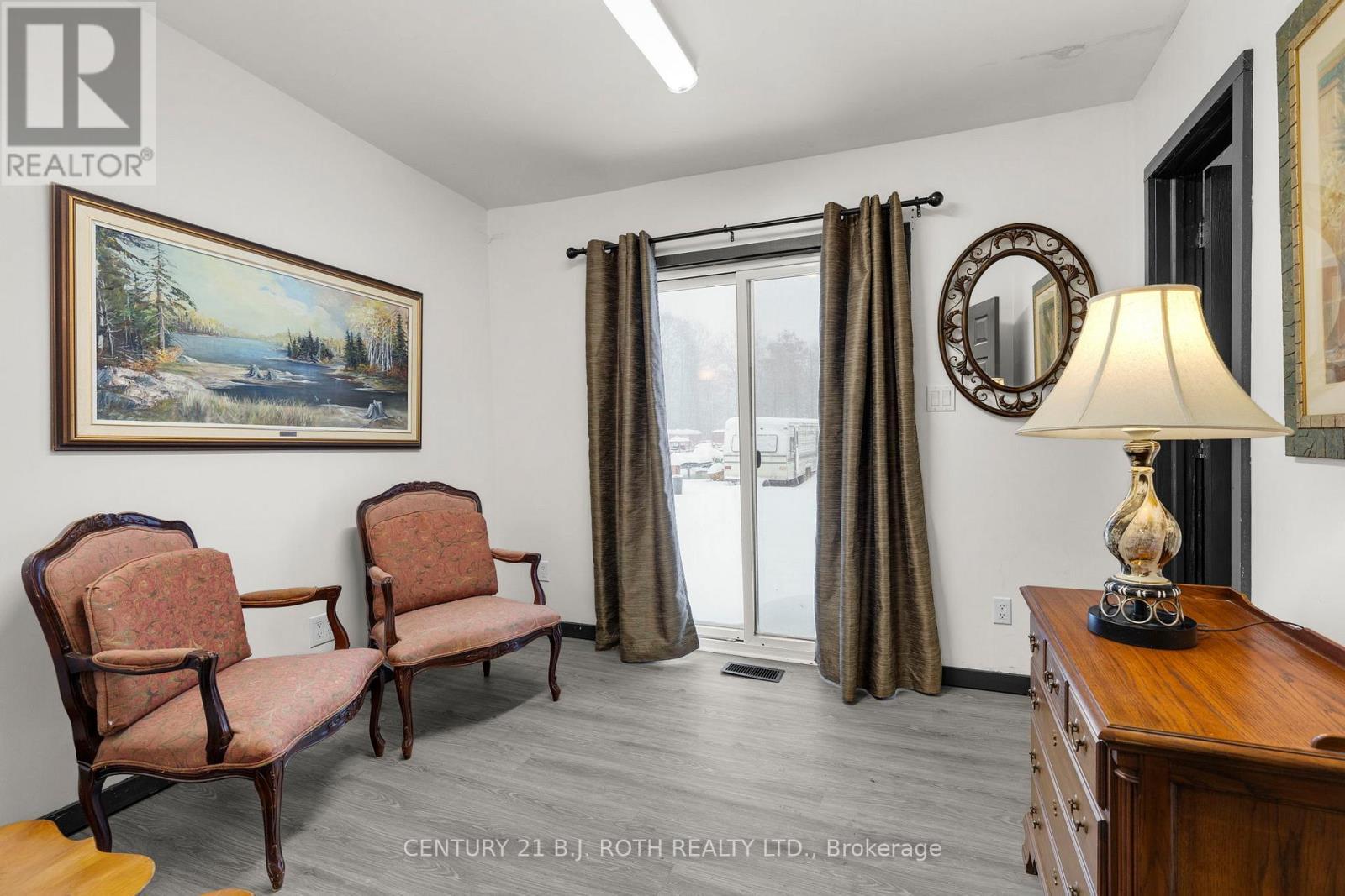 Unit 1 - 1285 Bayfield Street N, Springwater, ON