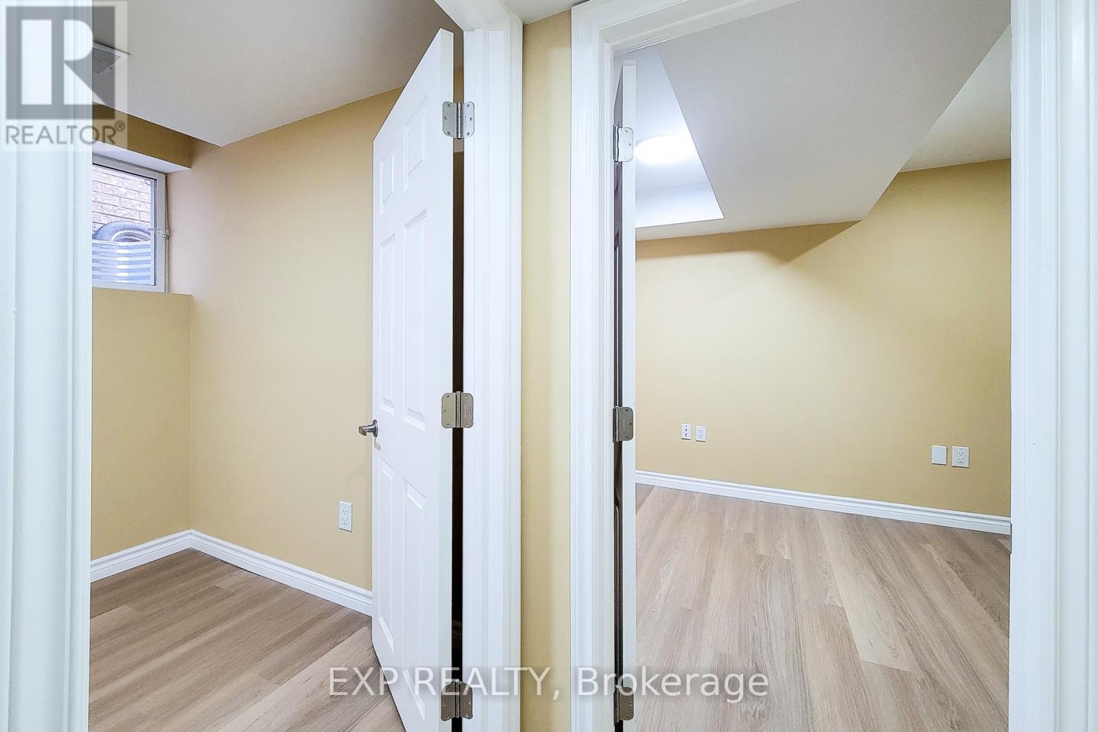 Bsmnt - 14 White Road, Brampton, ON - Indoor Photo Showing Other Room