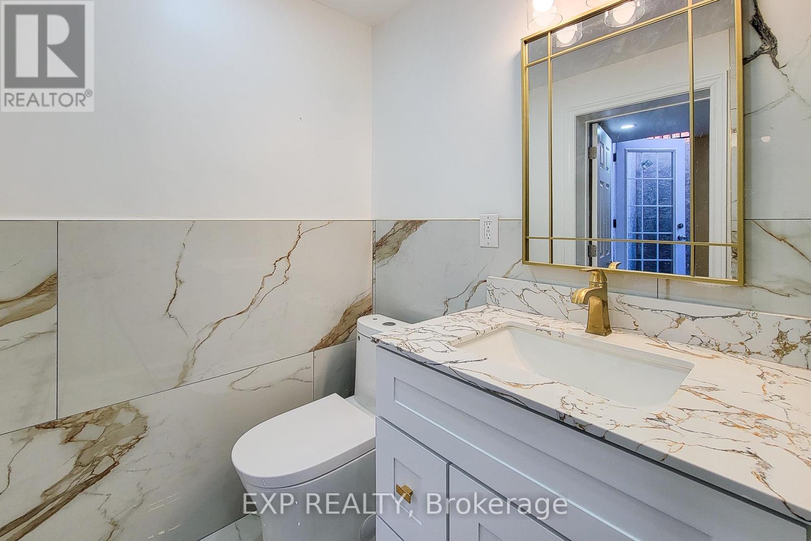 Bsmnt - 14 White Road, Brampton, ON - Indoor Photo Showing Bathroom