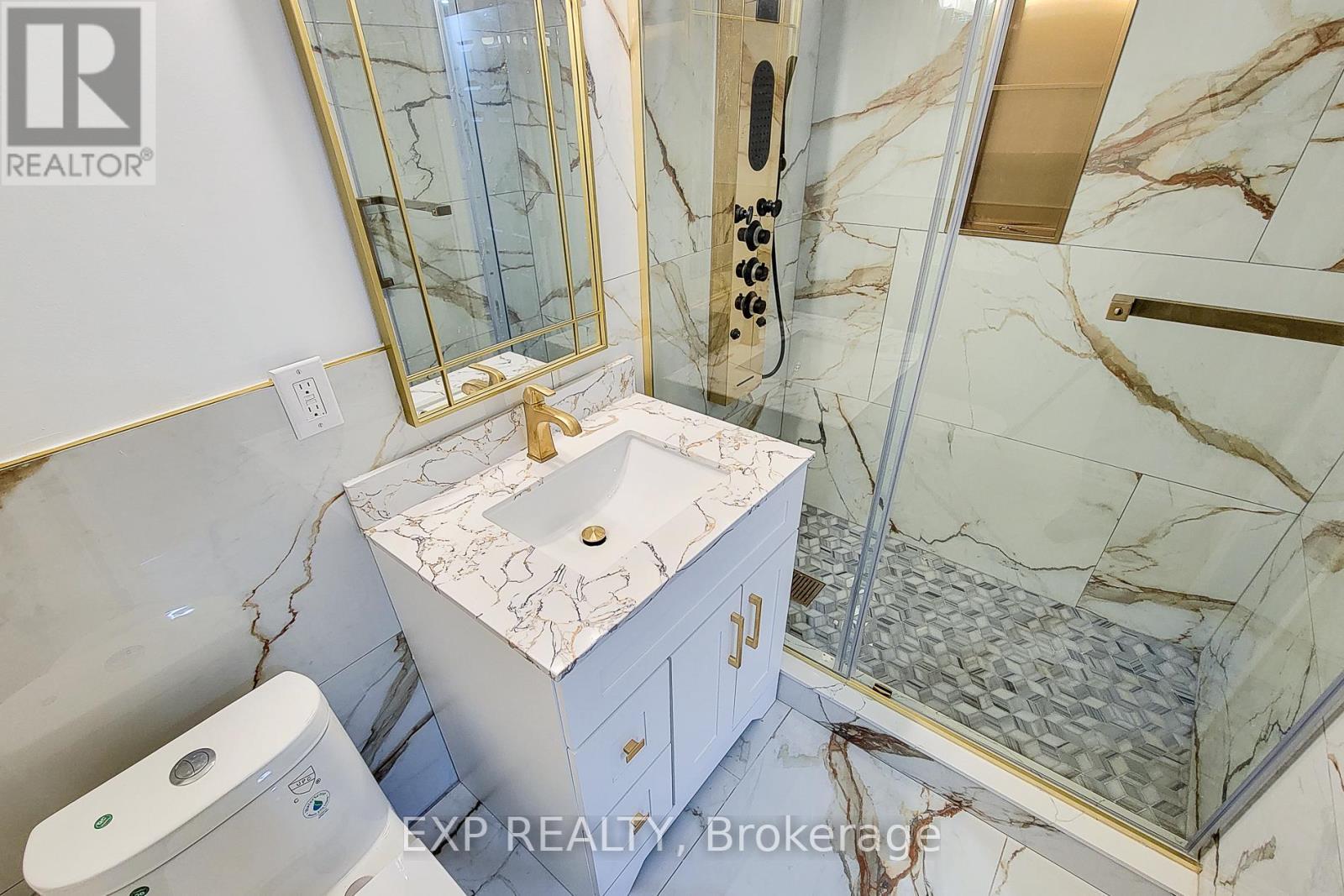 Bsmnt - 14 White Road, Brampton, ON - Indoor Photo Showing Bathroom