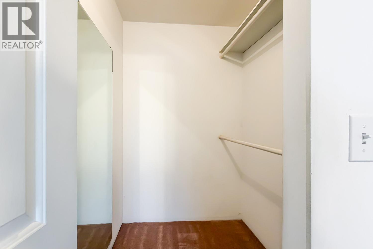 7459 Holly Street, Burnaby, BC - Indoor With Storage