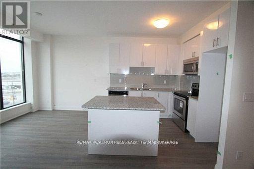 411 - 2900 Highway 7 Road, Vaughan, ON - Indoor Photo Showing Kitchen
