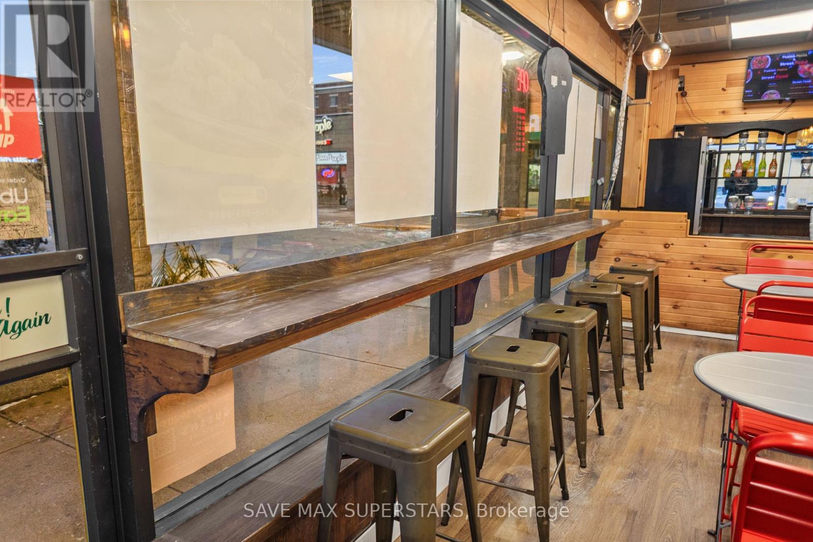 16 - 353 Duckworth Street, Barrie, ON